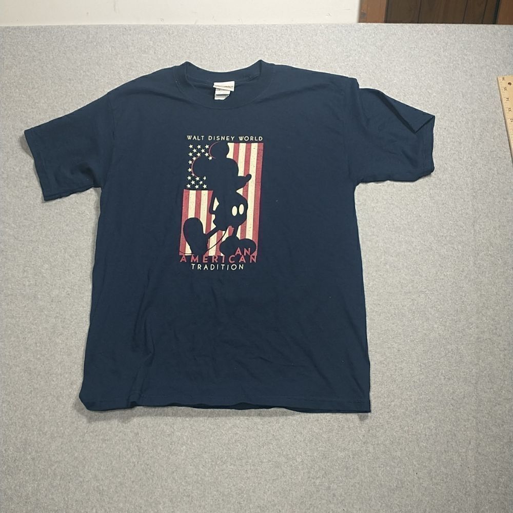 Disney Shirt Men's Large Navy Blue Short Sleeve Mickey Mouse American Flag .